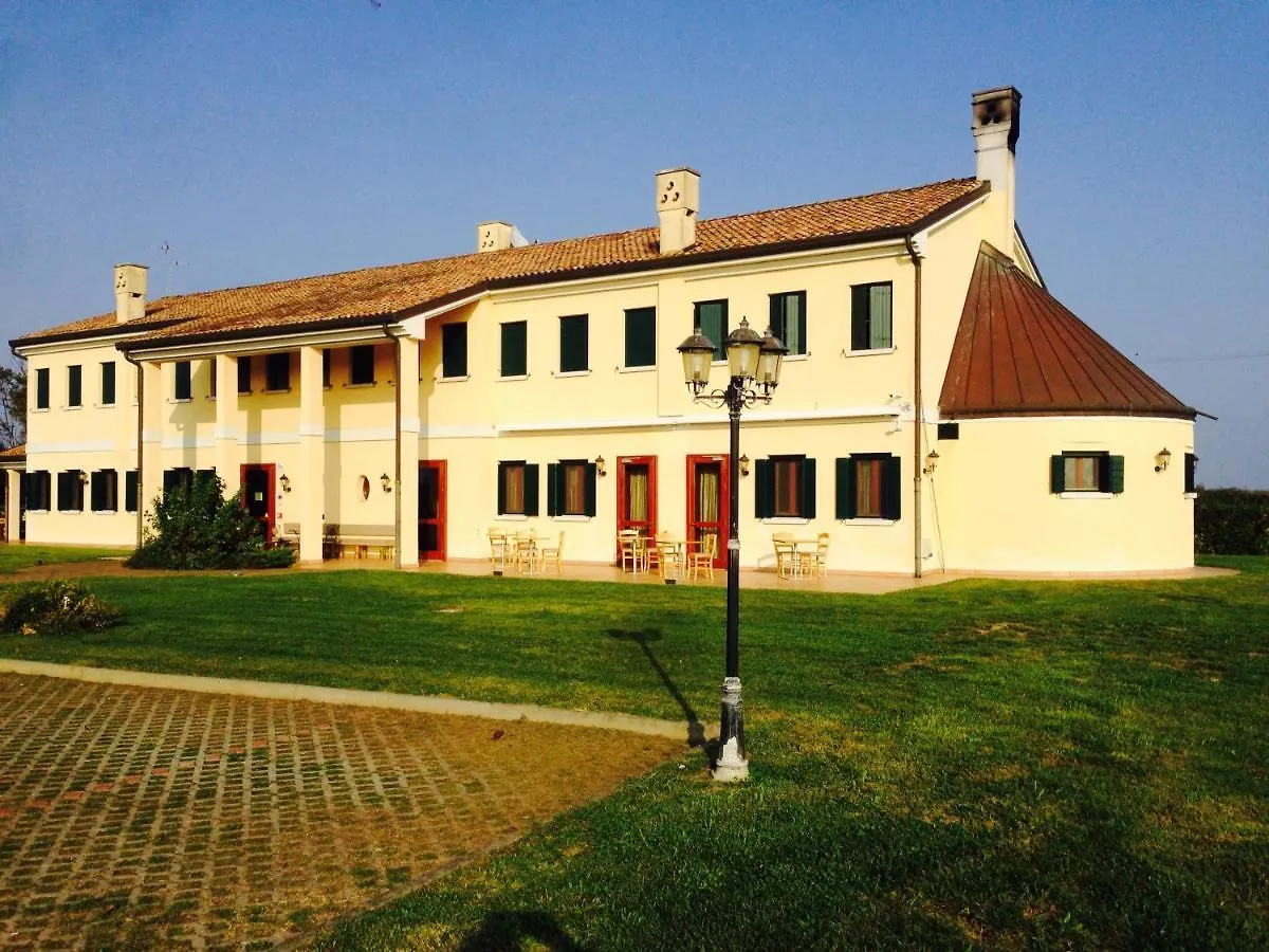 Il Paradello Albergo Albarella Island 3*, Porto Levante